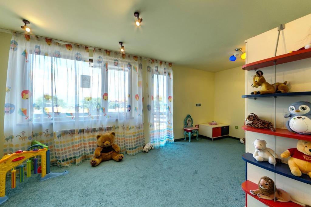 בנסקו Hotel Belvedere Panorama מראה חיצוני תמונה