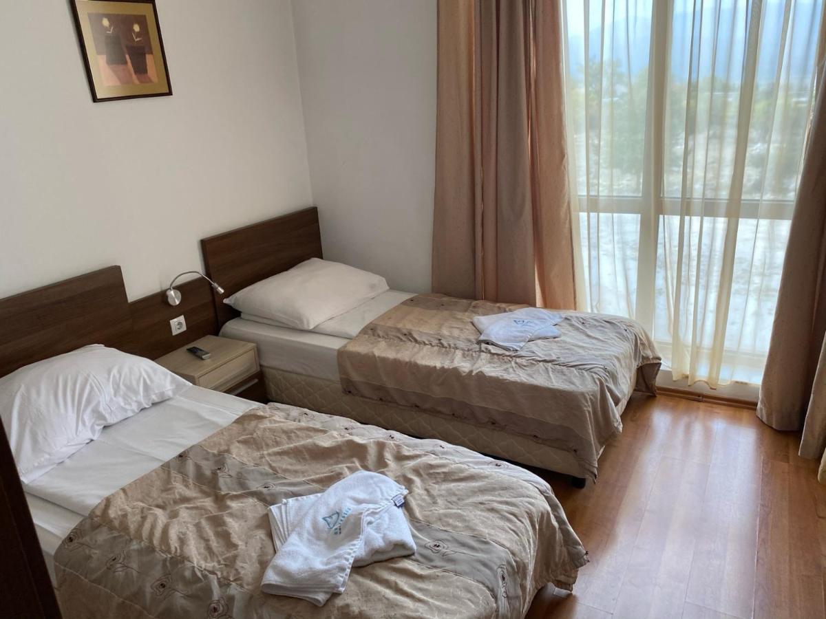 בנסקו Hotel Belvedere Panorama מראה חיצוני תמונה